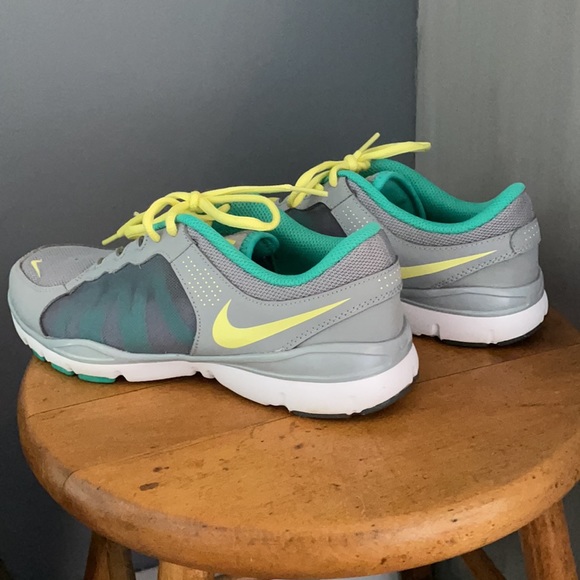 Nike Women’s Runners - Picture 5 of 5